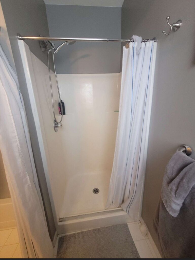 az fast bath shower remodel before 2